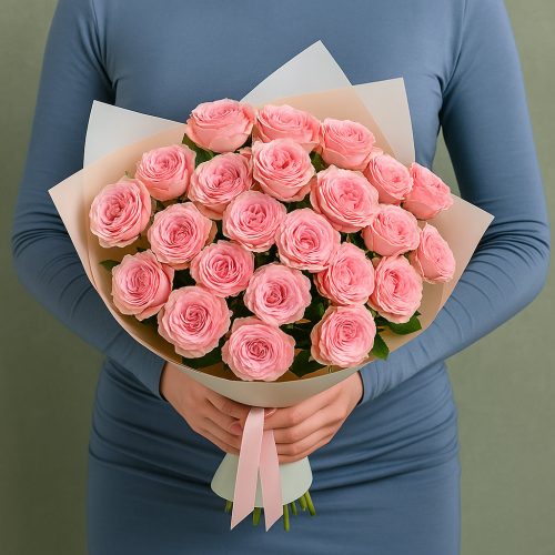 Букет кустовых роз «Нежный рассвет»