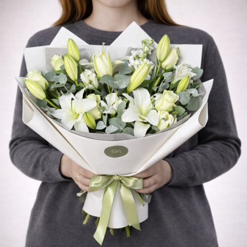 Букет белых лилий «Аристократическая тишина»